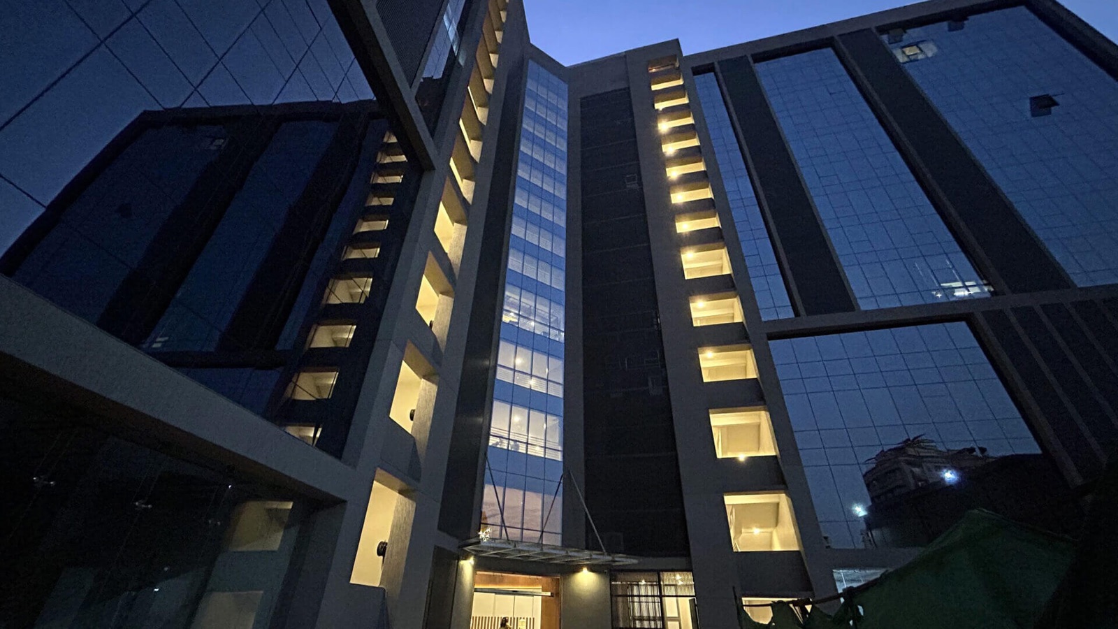 Iconic Shyamal — Shyamal Cross Roads, Ahmedabad, photo 6